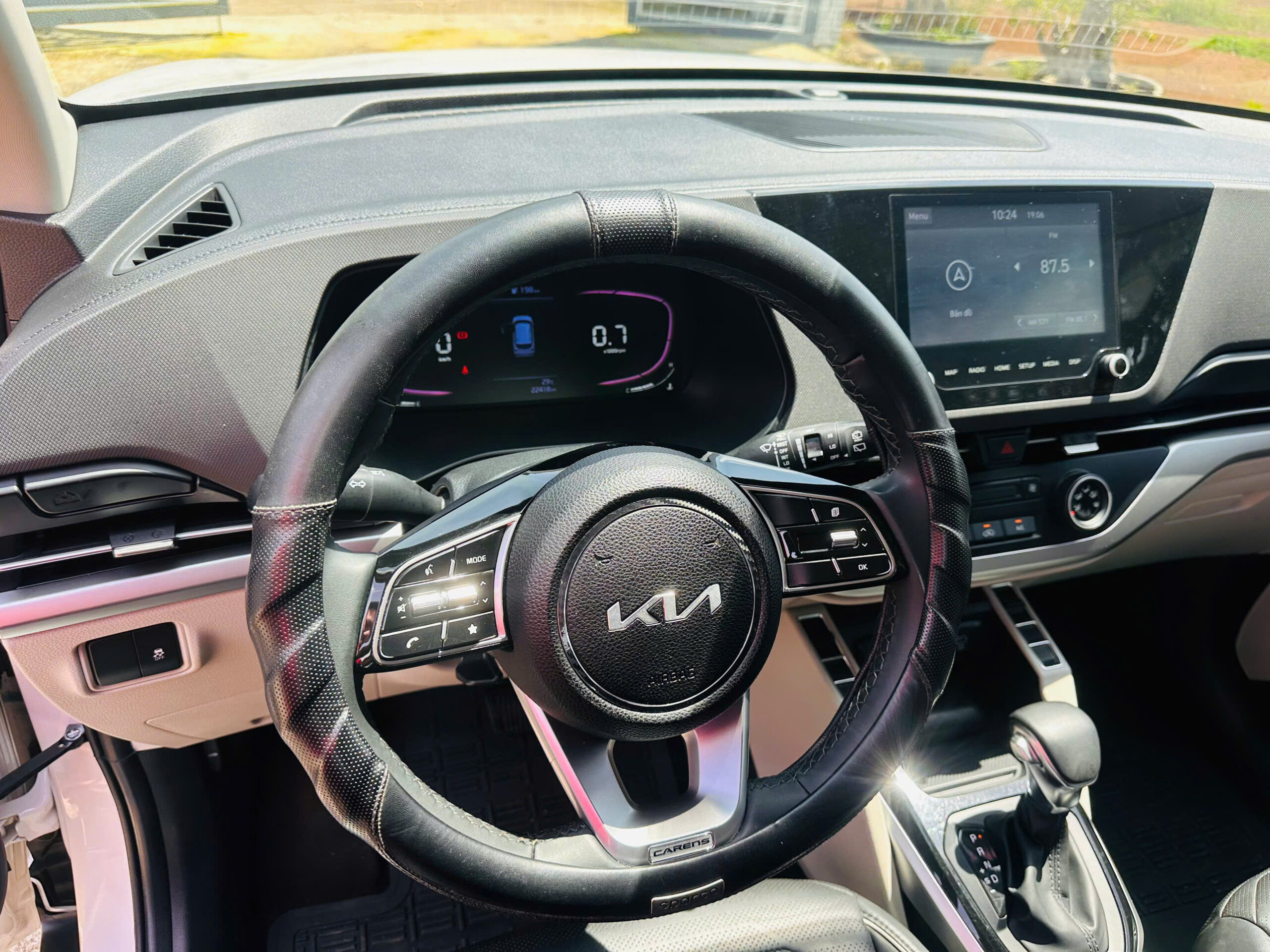 
								Xe Kia Carens 2023 bản IVT 1 full									