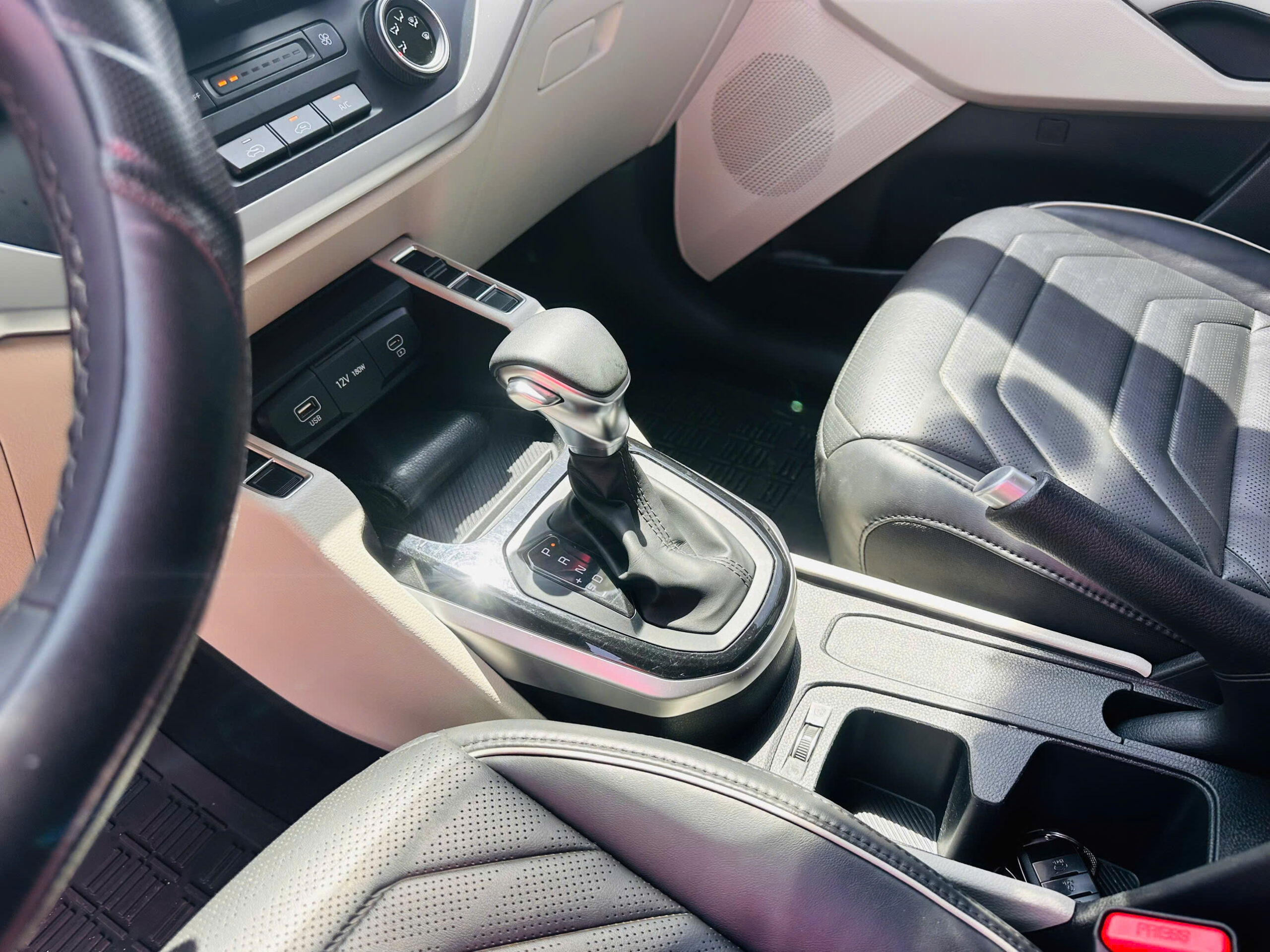 
								Xe Kia Carens 2023 bản IVT 1 full									